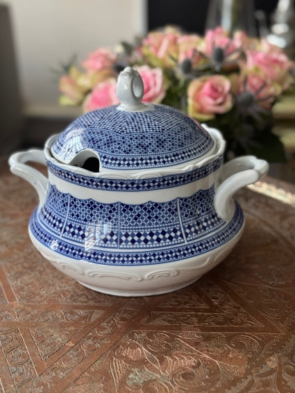 Charmante soupière porcelaine COCEMA de Fès, Maroc
