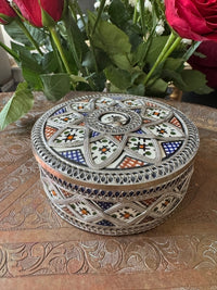 Boîte à bijoux céramique et métal, fabrication artisanale à Fès, Maroc (N1)