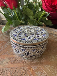 Boîte à bijoux en céramique et métal, fabrication artisanale à Fès, Maroc (modèle n2)
