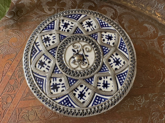 Boîte à bijoux en céramique et métal, fabrication artisanale à Fès, Maroc (modèle n2)