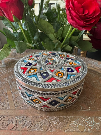 Boîte à bijoux en céramique et métal, fabrication artisanale à Fès, Maroc (modèle n3)