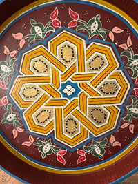 Plateau rond "zwak" boho en bois peint à la main, fabriqué à Marrakech (N2)