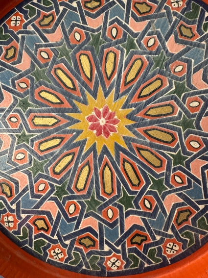 Plateau rond "zwak" boho en bois peint à la main, fabriqué à Marrakech (N3)