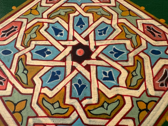 Plateau "zwak" boho en bois peint à la main, fabriqué à Marrakech, taille 30x43 cm (N1)