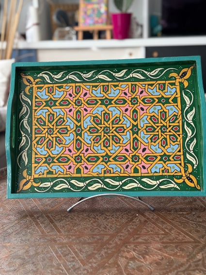 Plateau "zwak" boho en bois peint à la main, fabriqué à Marrakech, taille 30x43 cm (N2)