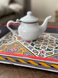 Plateau "zwak" boho en bois peint à la main, fabriqué à Marrakech, taille 30x43 cm (N3)