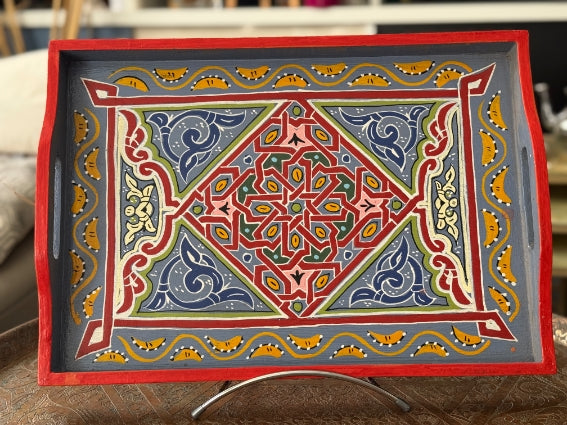Plateau "zwak" boho en bois peint à la main, fabriqué à Marrakech, taille 30x43 cm (N5)
