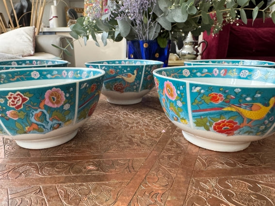 Lot de 6 bols porcelaine COCEMA de Fès, Maroc, décor de paon sur fond turquoise