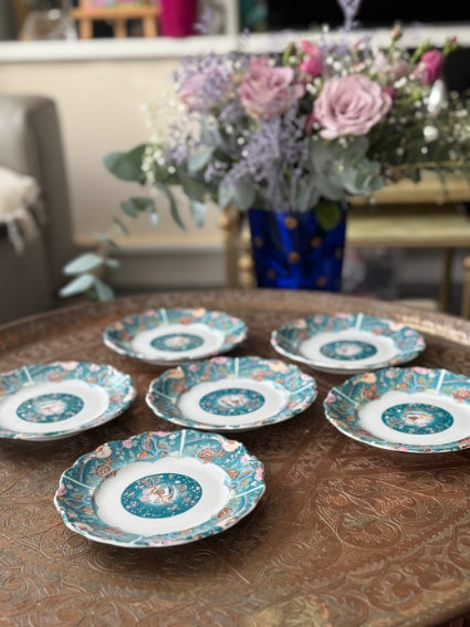 Lot de 6 assiettes 15 cm porcelaine COCEMA de Fès, Maroc, décor de paon sur fond turquoise