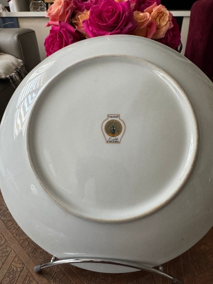 Plat rond 32 cm porcelaine COCEMA de Fès, Maroc, décor "Taous" (P1)