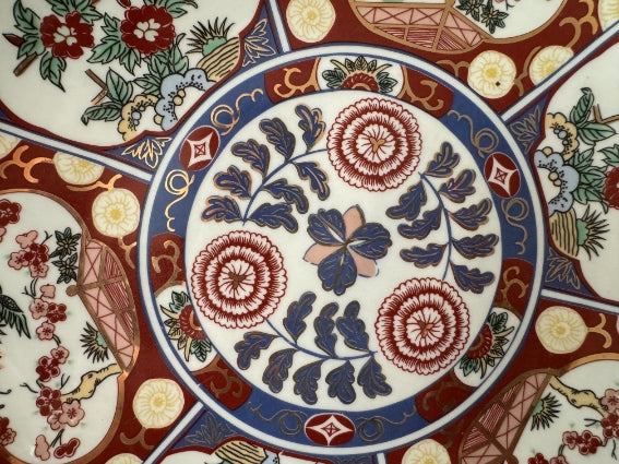 Plat rond 32 cm porcelaine COCEMA de Fès, Maroc, décor "Taous" (P2)