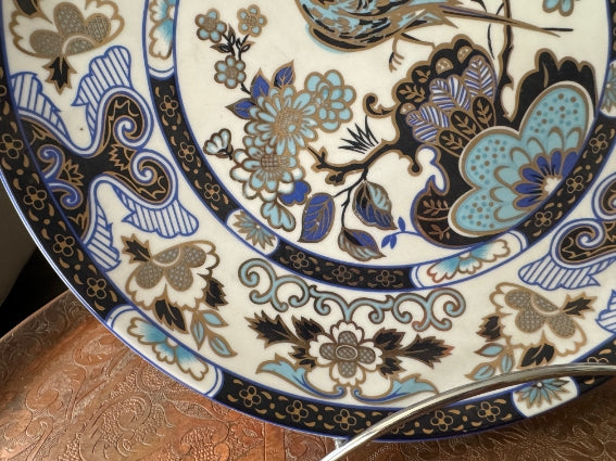 Plat rond 32 cm porcelaine COCEMA de Fès, Maroc, décor "Taous" (P3)