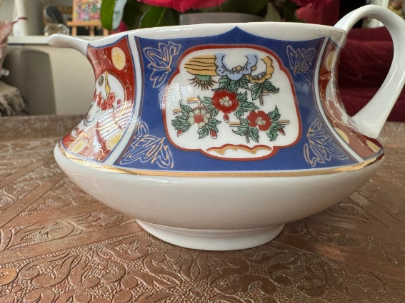 Pot à lait / saucière en porcelaine COCEMA de Fès, Maroc, décor "Taous"