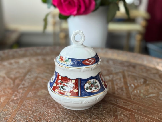 Sucrier en porcelaine COCEMA de Fès, Maroc, décor "Taous"