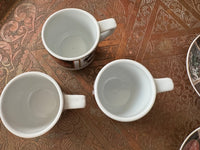 Lot de 3 tasses à espresso en porcelaine COCEMA de Fès, Maroc, décor "Taous"