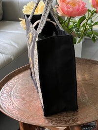 Sac ethnique d'inspiration berbère du Maroc, beige et noir