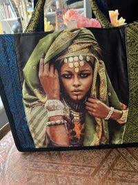 Sac ethnique d'inspiration berbère du Maroc, bleu et vert