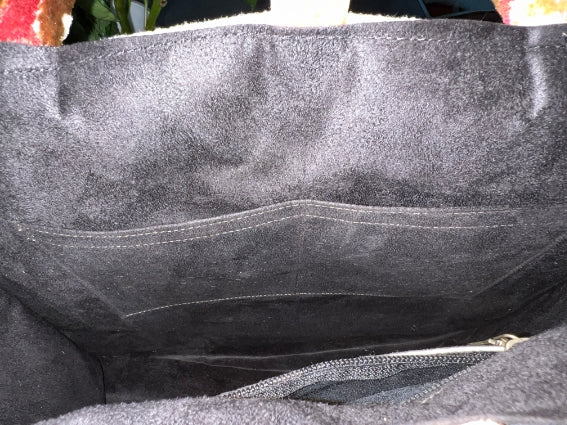 Sac ethnique d'inspiration berbère du Maroc, motif fleuri