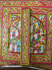 Miroir en bois peint, motifs "zwak", fabrication artisanale à Marrakech (vert)