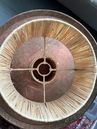 Lampe en raphia couleur naturelle fabriquée à la main au Maroc hauteur 30 cm