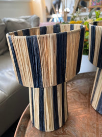 Lot de 2 lampes en raphia rayures grises fabriquées à la main au Maroc hauteur 28 cm