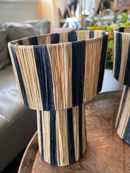Lot de 2 lampes en raphia rayures grises fabriquées à la main au Maroc hauteur 28 cm