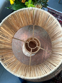 Lampe en raphia couleur naturelle fabriquée à la main au Maroc hauteur 41 cm