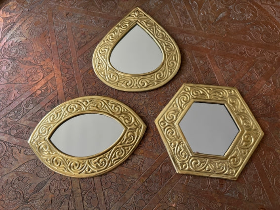 Lot de 3 miroirs en laiton gravé, fabrication artisanale à Marrakech