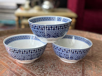 Lot de 3 bols porcelaine COCEMA de Fès, Maroc, bleu de Fès