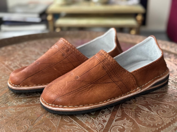 Babouches berbères pour homme en cuir, faites à la main au Maroc (Marrakech), couleur marron